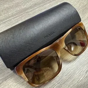 Prada Tortoise Shell Sunglasses with Black original Case Prada | Accessories | Prada Tortoise Shell Sunglasses With  main image 2
